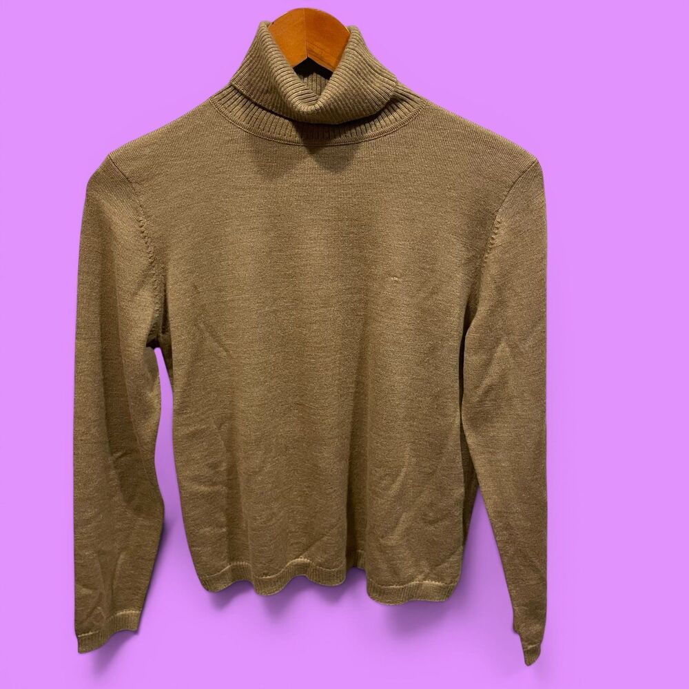 Cute classic marino wool Pendleton camel tan turtleneck sweater